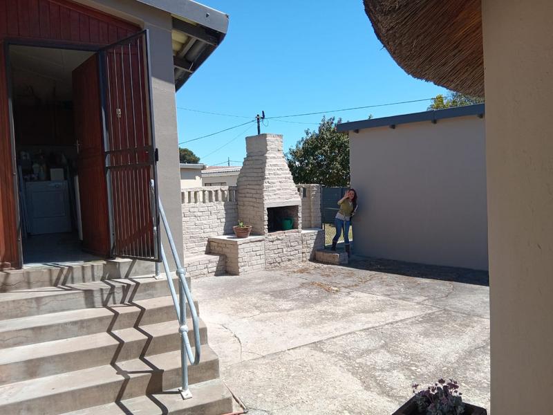 3 Bedroom Property for Sale in Albertinia Western Cape